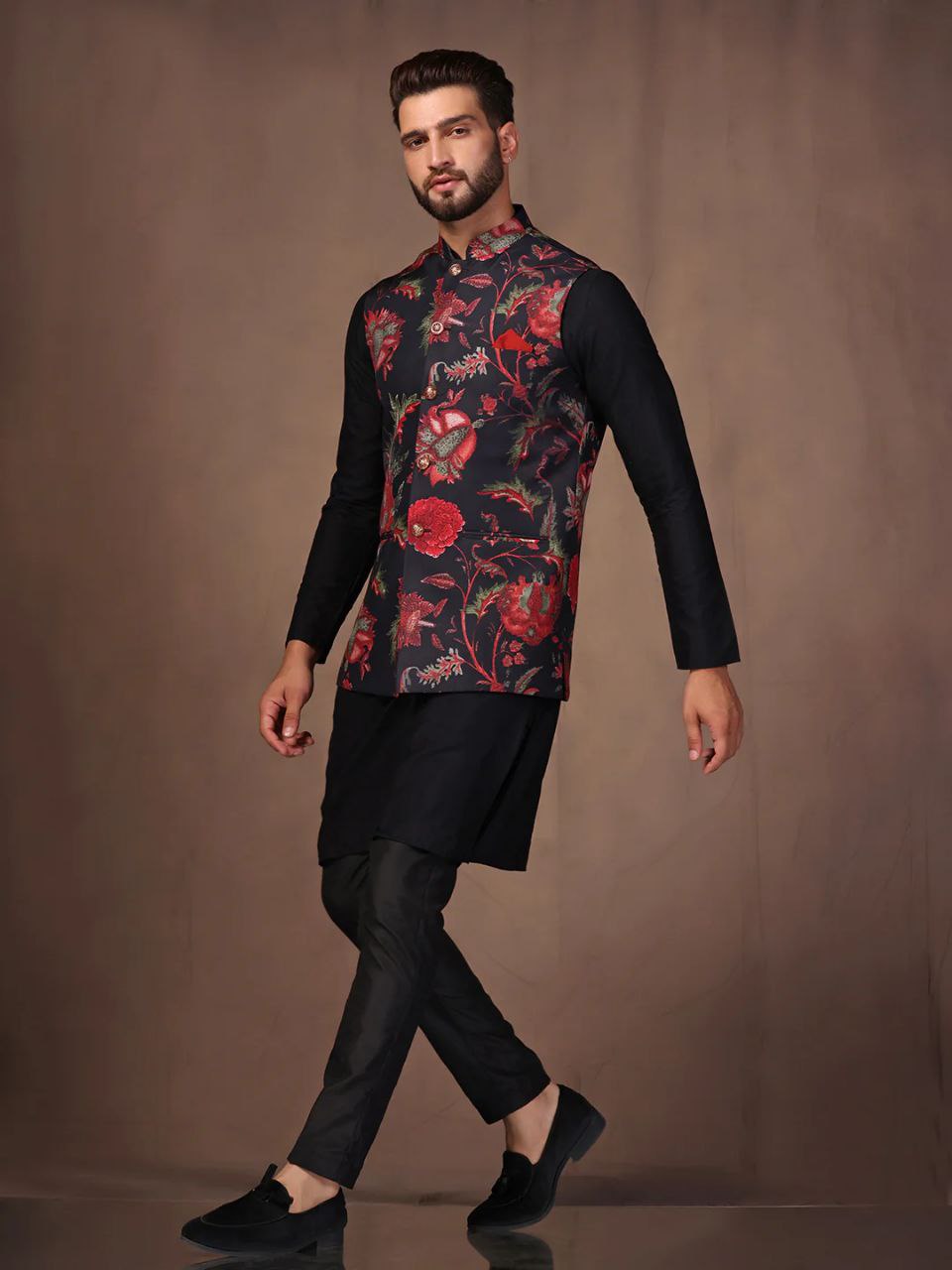 BLACK COTTON BLEND EMBELISHED REGULAR FIT MANDARIN COLLOR SLEEVELESS