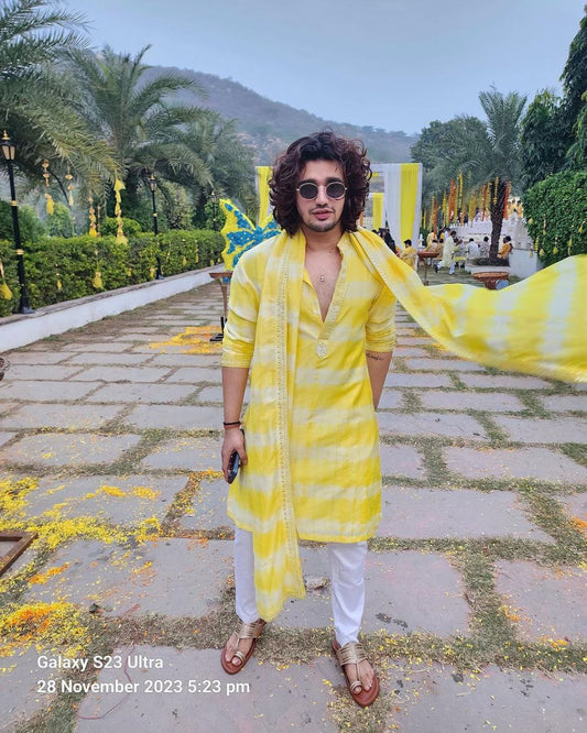 YELLOW & WHITE PRINTED WORK KURTA, PAJAMA AND DUPATTA SET FOR MEN'S