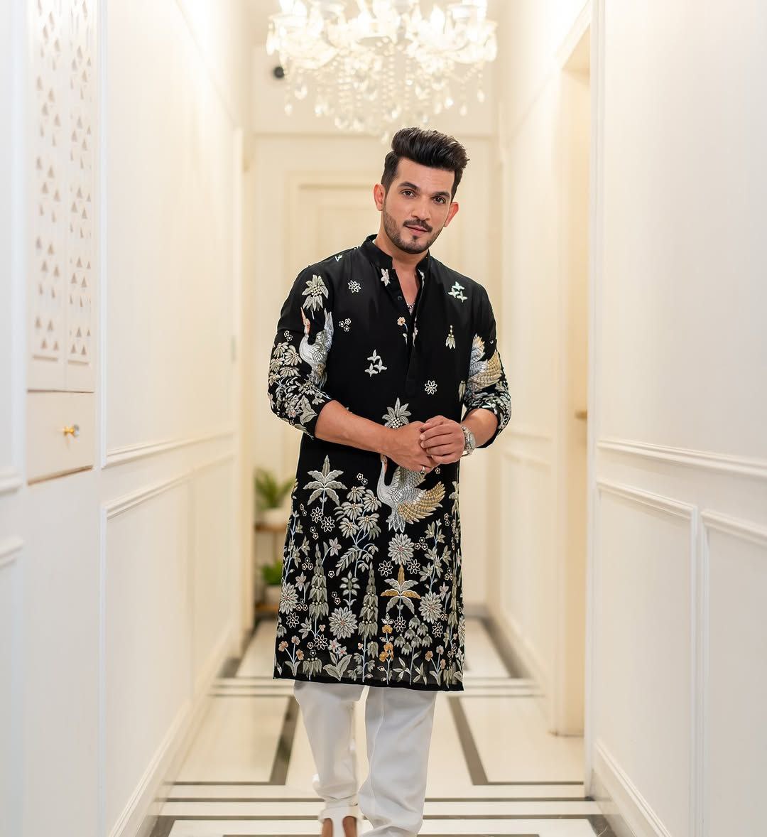 BLACK EMBROIDERED DAMAN WORK KURTA PAJAMA SET FOR MEN'S