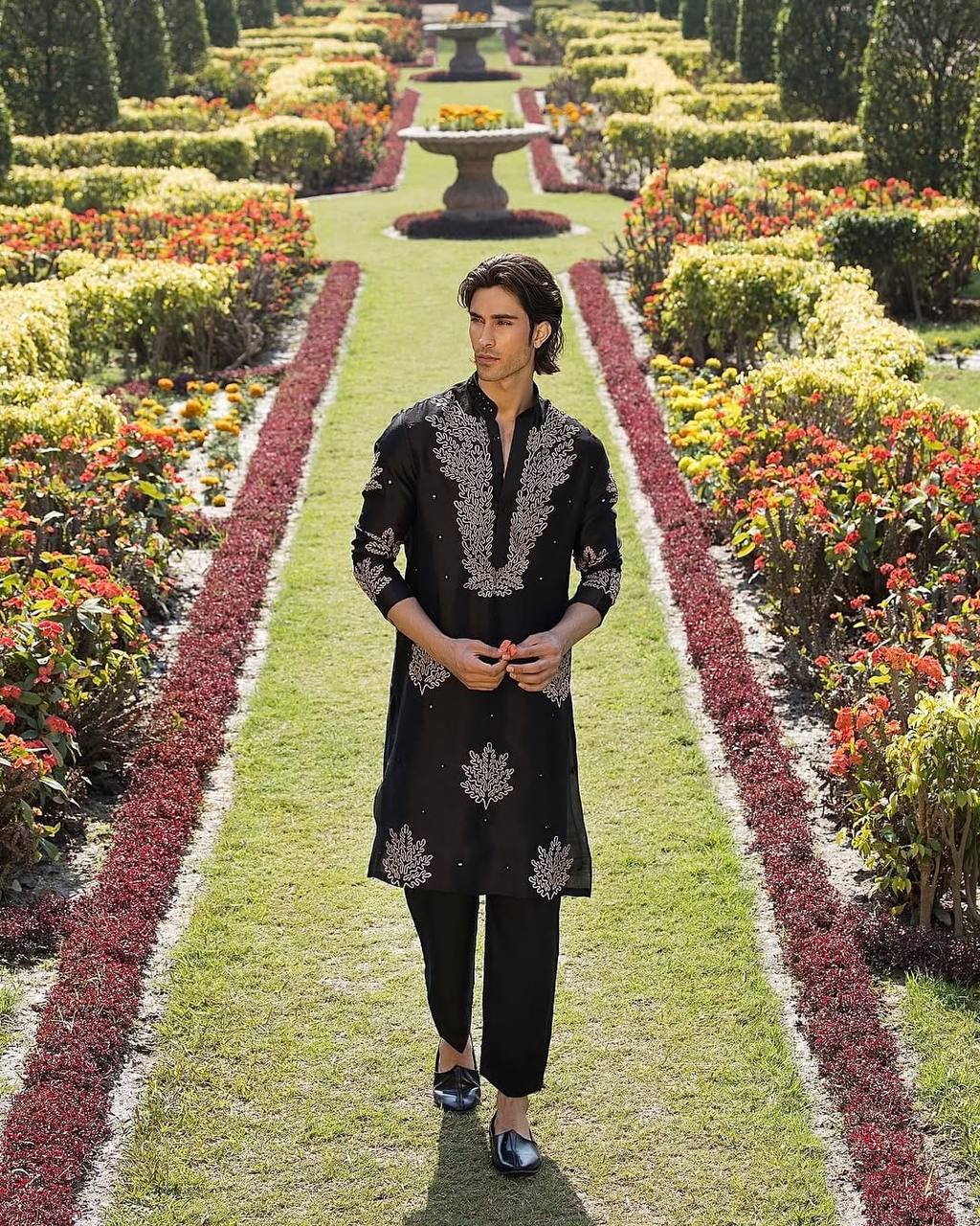 BLACK DORI AND SEQUNCES WORK KURTA PAJAMA SET FOR MEN'S